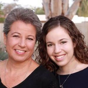 Meet your Posher, Ariella